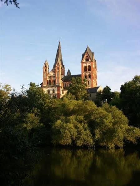 Zur Eisenbahn Hotel Limburg an der Lahn Exterior foto