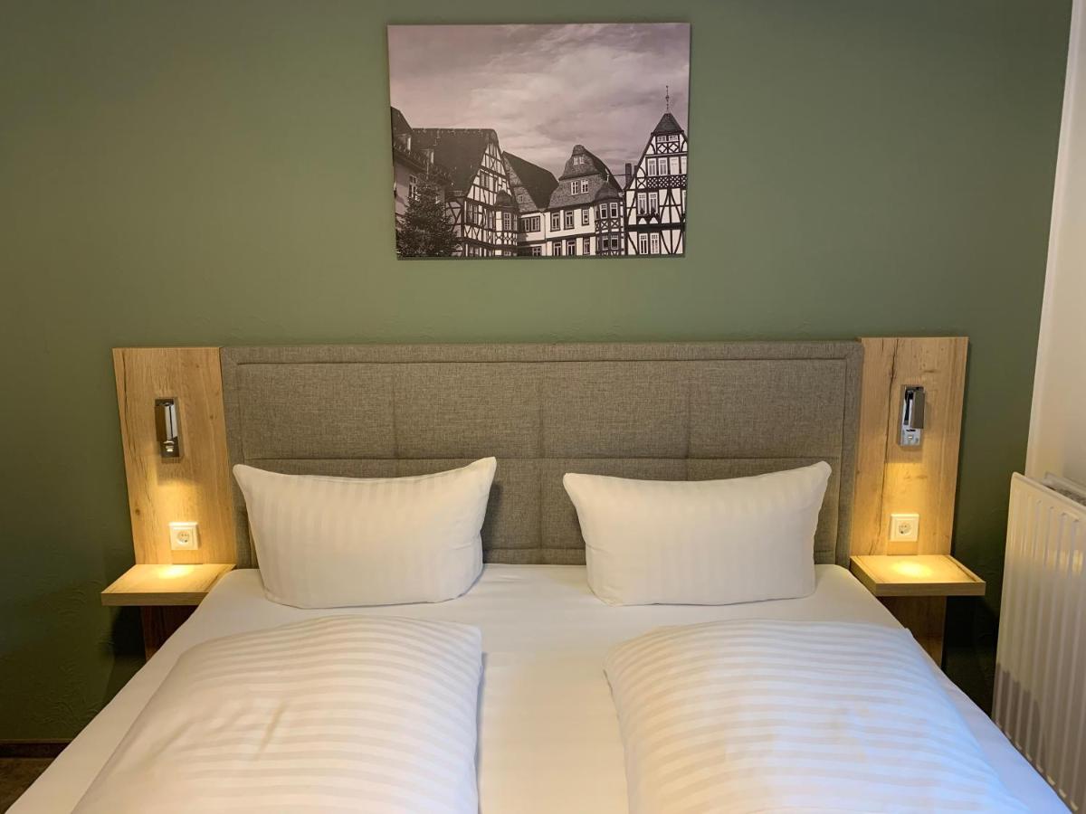 Zur Eisenbahn Hotel Limburg an der Lahn Exterior foto